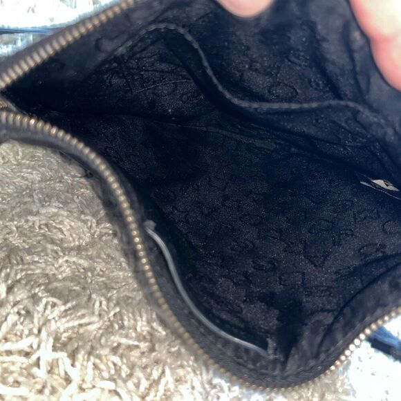 Marc by Marc Jacobs Black Leather Crossbody Bag - Picture 6 of 11